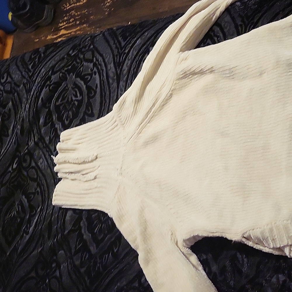 Long sleeve  sweater